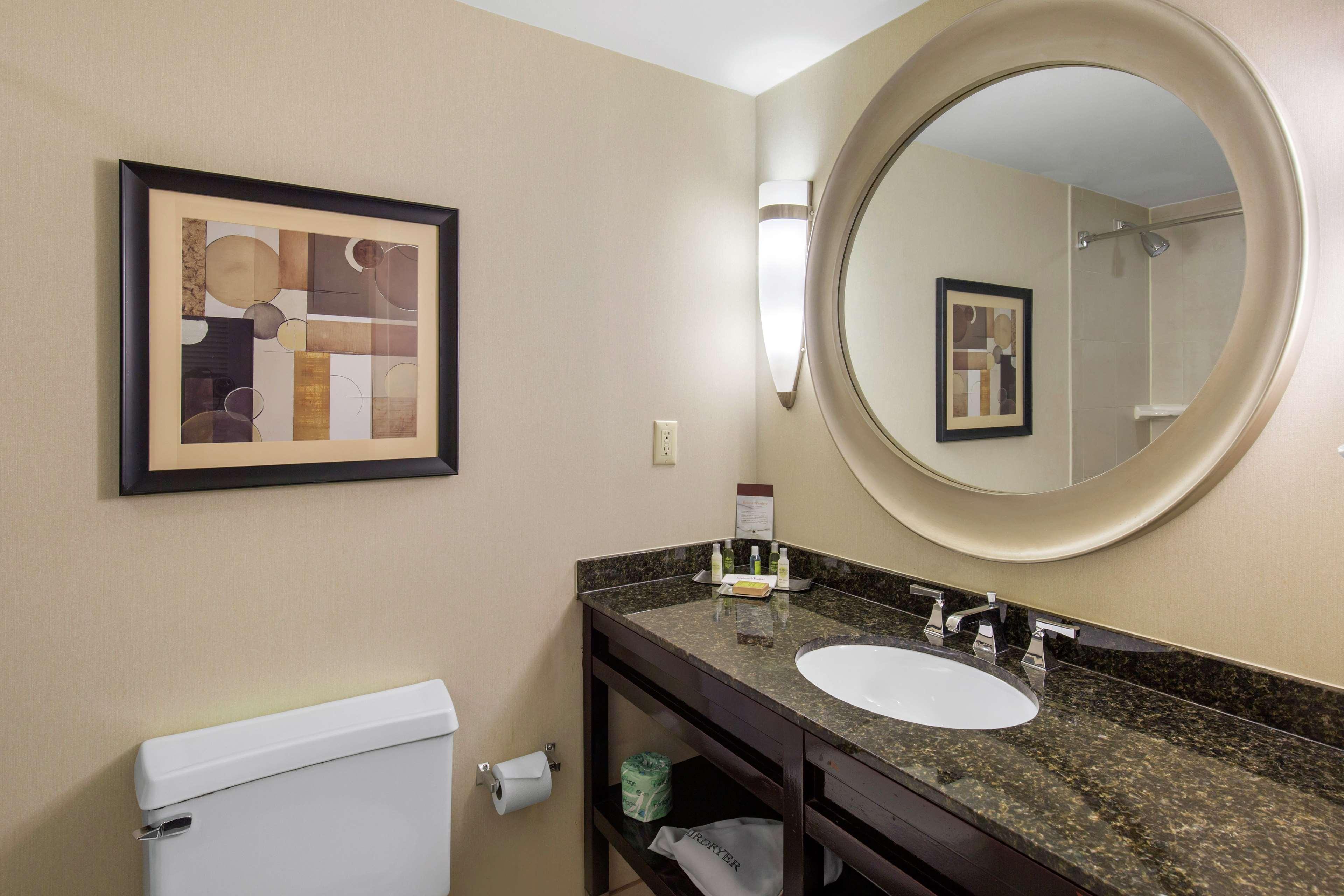 Doubletree By Hilton Downtown Wilmington - Legal District Kültér fotó